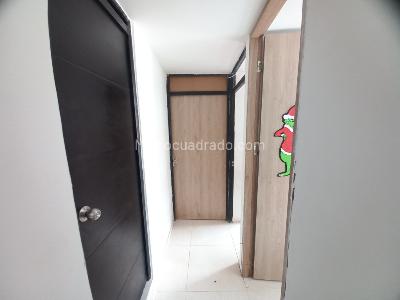 Apartamento de 3 alcobas en venta en Arboleda Campestre Almendro Piso 2 Sin Ascensor, Ibagué, 49 m² · foto 7 de 20