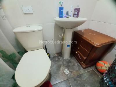 Apartamento de 3 alcobas en venta en Arboleda Campestre Almendro Piso 2 Sin Ascensor, Ibagué, 49 m² · foto 10 de 20