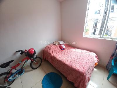 Apartamento de 3 alcobas en venta en Arboleda Campestre Almendro Piso 2 Sin Ascensor, Ibagué, 49 m² · foto 11 de 20