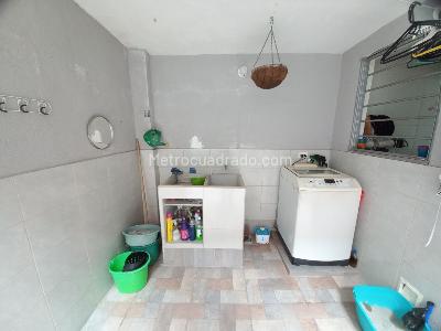 Casa de 3 alcobas en venta en Urb, Ibagué, 123 m² · foto 15 de 20