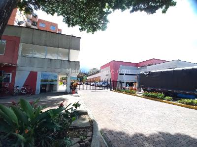 Apartamento de 3 alcobas en venta en Conjunto Residencial Montecarlo Piso 6, Ibagué, 51 m² · foto 3 de 20