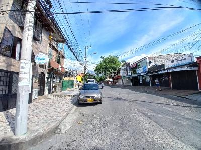 Casa de 5 alcobas en venta en 2 Etapa Del Jordan, Ibagué, 309 m² · foto 2 de 20