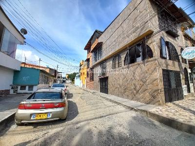 Casa de 5 alcobas en venta en 2 Etapa Del Jordan, Ibagué, 309 m² · foto 3 de 20