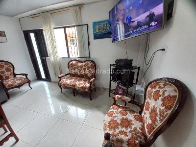 Casa de 2 alcobas en venta en Ciruelos, Ibagué, 60 m² · foto 4 de 16