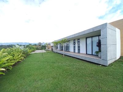 Casa de 5 alcobas en venta en Parcelacion Agroturistica Las Victorias, Ibagué, 1590 m² · foto 3 de 20
