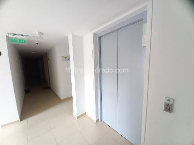 Apartamento de 3 alcobas en venta en Edificio Torre Boreal Piso 6, Ibagué, 74 m² · foto 4 de 20