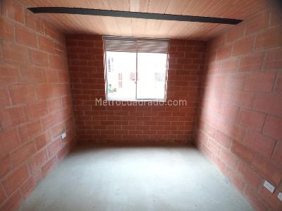 Apartamento de 2 alcobas en venta en Conjunto Residencial Cimara Piso 1 Sin Ascensor, Ibagué, 45 m² · foto 12 de 20