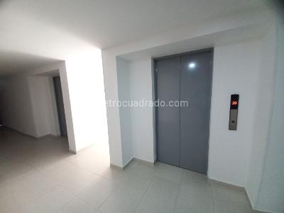 Apartamento de 3 alcobas en venta en Edificio Torre Rfp Piso 20, Ibagué, 132 m² · foto 5 de 20