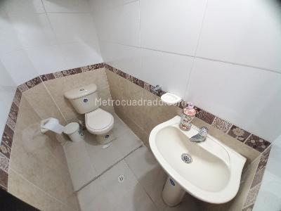 Casa de 5 alcobas en venta en Jardin Quinta Avenida, Ibagué, 147 m² · foto 10 de 20