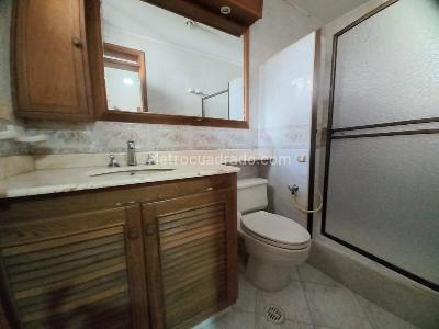 Casa de 5 alcobas en arriendo en Cadiz, Ibagué, 330 m² · foto 6 de 20