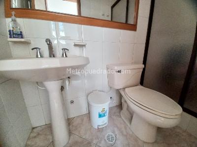Casa de 5 alcobas en arriendo en Cadiz, Ibagué, 330 m² · foto 13 de 20