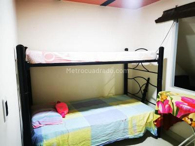 Casa de 5 alcobas en venta en La Mansion Salado, Ibagué, 245 m² · foto 11 de 20