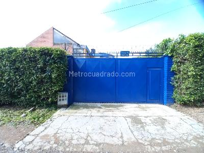 Casa de 4 alcobas en venta en San Francisco, Ibagué, 255 m² · foto 2 de 20