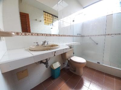 Casa de 4 alcobas en venta en San Francisco, Ibagué, 255 m² · foto 9 de 20