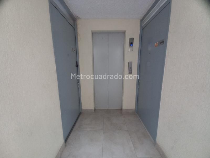 Piso – Ibagué, Hacienda Santa Cruz - Más