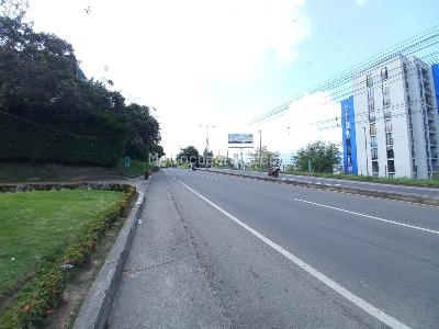 Casa de 3 alcobas en venta en Filadelfia, Ibagué, 207 m² · foto 2 de 20