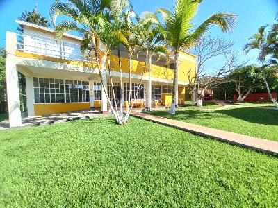 Casa de 5 alcobas en venta en Villa Lorely Aparco, Ibagué, 307 m² · foto 3 de 20