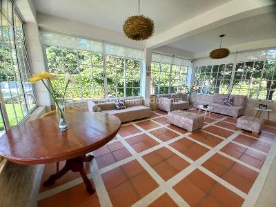 Casa de 5 alcobas en venta en Villa Lorely Aparco, Ibagué, 307 m² · foto 4 de 20