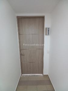 Apartamento de 3 alcobas en venta en C R Bosque Reservado Piso 15, Ibagué, 63 m² · foto 5 de 20