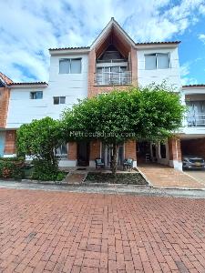 Casa de 5 alcobas en venta en Conjunto Florida 1, Ibagué, 370 m² · foto 2 de 20