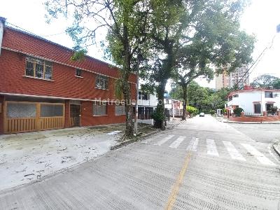 Casa de 5 alcobas en venta en Casa Club, Ibagué, 400 m² · foto 3 de 20