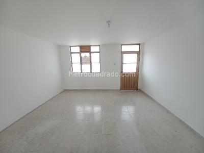 Casa de 5 alcobas en venta en Casa Club, Ibagué, 400 m² · foto 4 de 20