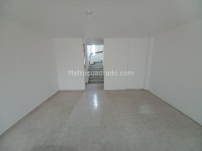 Casa de 5 alcobas en venta en Casa Club, Ibagué, 400 m² · foto 5 de 20