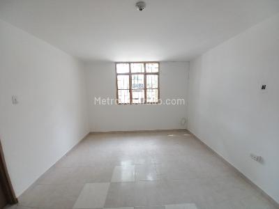 Casa de 5 alcobas en venta en Casa Club, Ibagué, 400 m² · foto 16 de 20