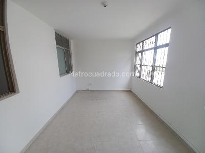 Casa de 5 alcobas en venta en Casa Club, Ibagué, 400 m² · foto 18 de 20