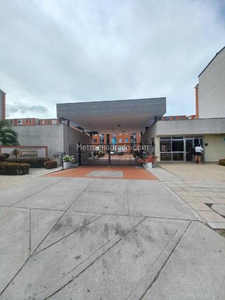 Apartamento en Arriendo, Arboleda Arenillo Piso 5 Sin Ascensor, Ibagué - Поглед 2