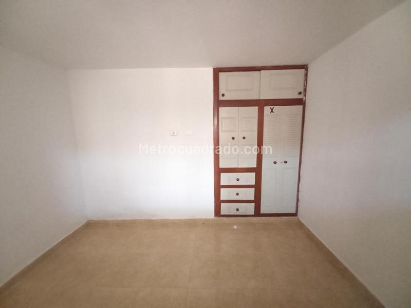 Apartamento en Arriendo, Praderas De Santa Rita Etapa I Piso 1, Ibagué - Więcej
