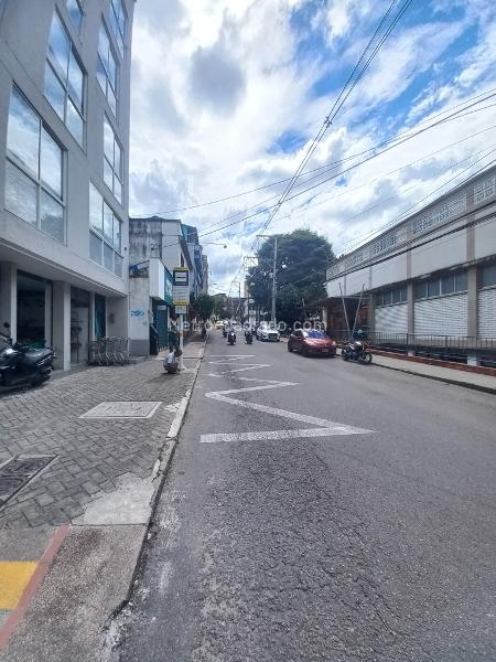 Local Comercial en Arriendo, Local Edificio La Obra, Ibagué - Vista 3