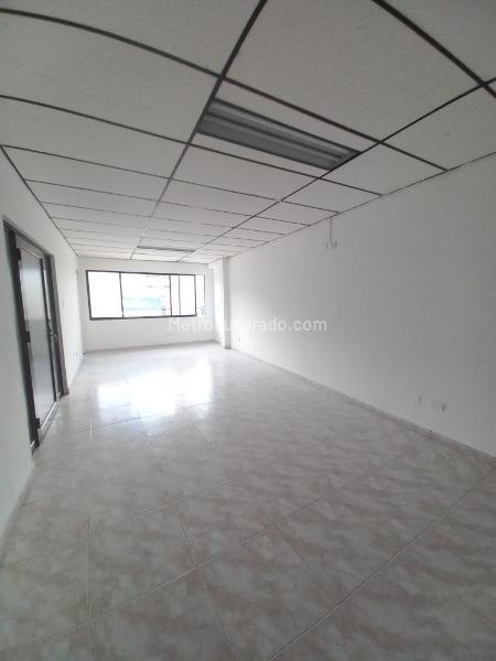 Oficina en Arriendo, Cadiz Piso 3 Sin Ascensor, Ibagué - Más