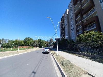 Apartamento de 3 alcobas en venta en C R Bosque De San Angel Piso 12, Ibagué, 76 m² · foto 2 de 20
