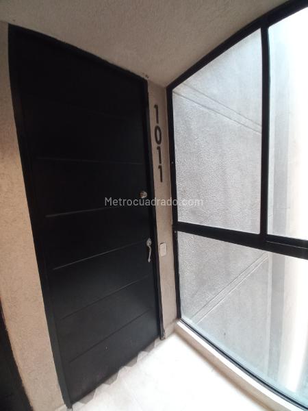 Piso – Ibagué, Ciudadela Simon Bolivar, Comuna 8 - Ciudadela - Más