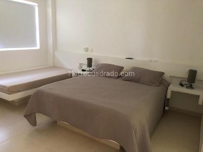 Casa de 5 alcobas en venta en Lagos Del Peñon, Girardot, 340 m² · foto 3 de 20