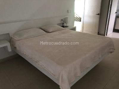 Casa de 5 alcobas en venta en Lagos Del Peñon, Girardot, 340 m² · foto 4 de 20