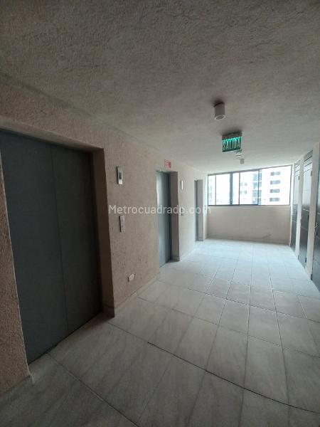 Piso – Ibagué, Ciudadela Simon Bolivar, Comuna 8 - Ciudadela - Más