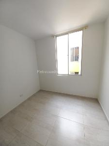 Apartamento de 3 alcobas en venta en C, Ibagué, 38 m² · foto 9 de 20