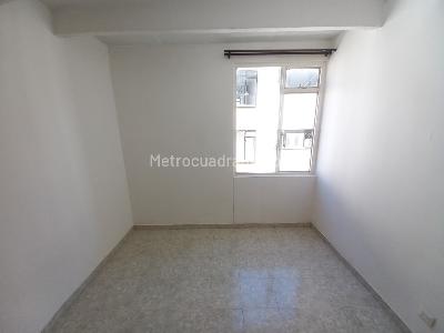 Apartamento de 3 alcobas en venta en Ocobos Quinta Etapa Piso 3 Sin Ascensor, Ibagué, 53 m² · foto 9 de 20