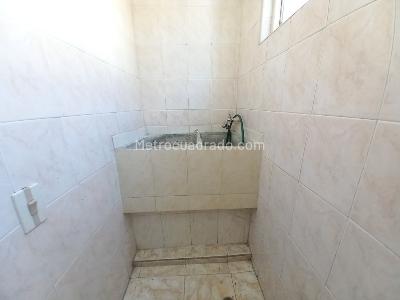 Apartamento de 3 alcobas en venta en Ocobos Quinta Etapa Piso 3 Sin Ascensor, Ibagué, 53 m² · foto 17 de 20
