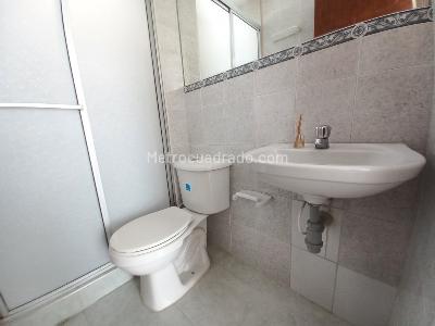 Apartamento de 3 alcobas en venta en Ocobos Quinta Etapa Piso 3 Sin Ascensor, Ibagué, 53 m² · foto 18 de 20