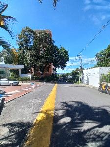 Apartamento de 3 alcobas en venta en Conjunto Residencial Cerro Azul Del Vergel Piso 9, Ibagué, 224 m² · foto 2 de 20