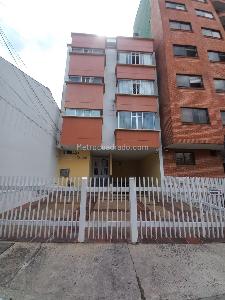 Apartamento de 4 alcobas en venta en Edificio La Sexta Piso 3 Sin Ascensor, Ibagué, 90 m² · foto 2 de 17