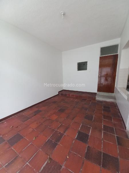 Piso – Ibagué, Comuna 9 - Picaleña-Mirolindo - Más