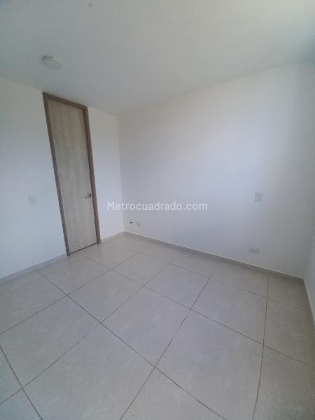 Piso – Ibagué, Varsovia, Comuna 9 - Picaleña-Mirolindo - Más