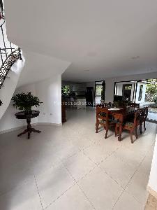 Casa de 5 alcobas en venta en Rincon Del Vergel, Ibagué, 330 m² · foto 7 de 20