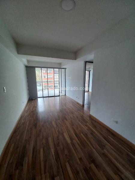 Piso – Ibagué, La Pola, Comuna 1 - Centro - Más