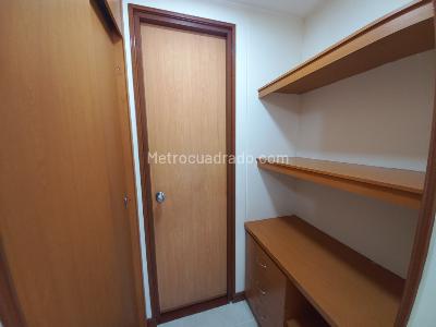Apartamento de 3 alcobas en venta en Conjunto Toscana Piso 5, Ibagué, 69 m² · foto 13 de 20