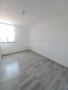 Apartamento de 3 alcobas en venta en C R Alminar Mauritania Piso 11, Ibagué, 47 m² · foto 7 de 20